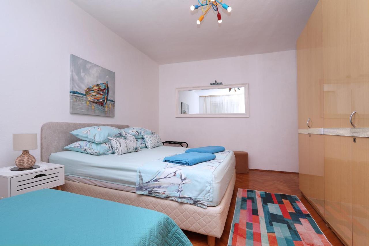 Apartments Nina Beach
