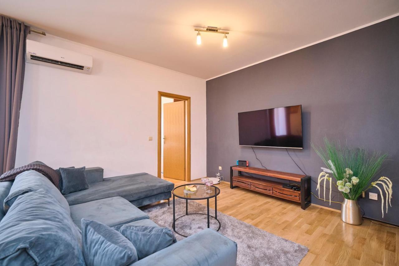New! Harmony Seaside Apartment by Litto