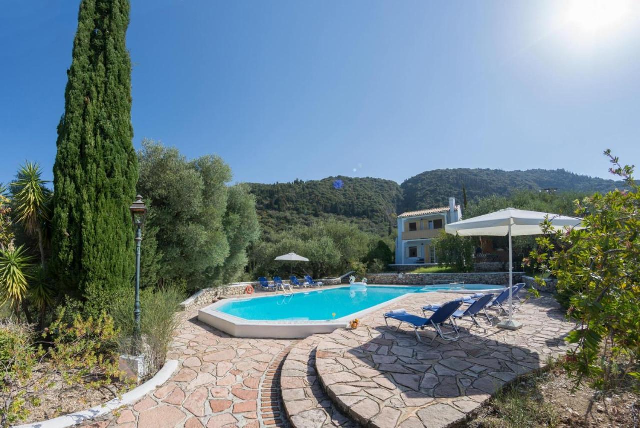 Agios Nikitas Villas