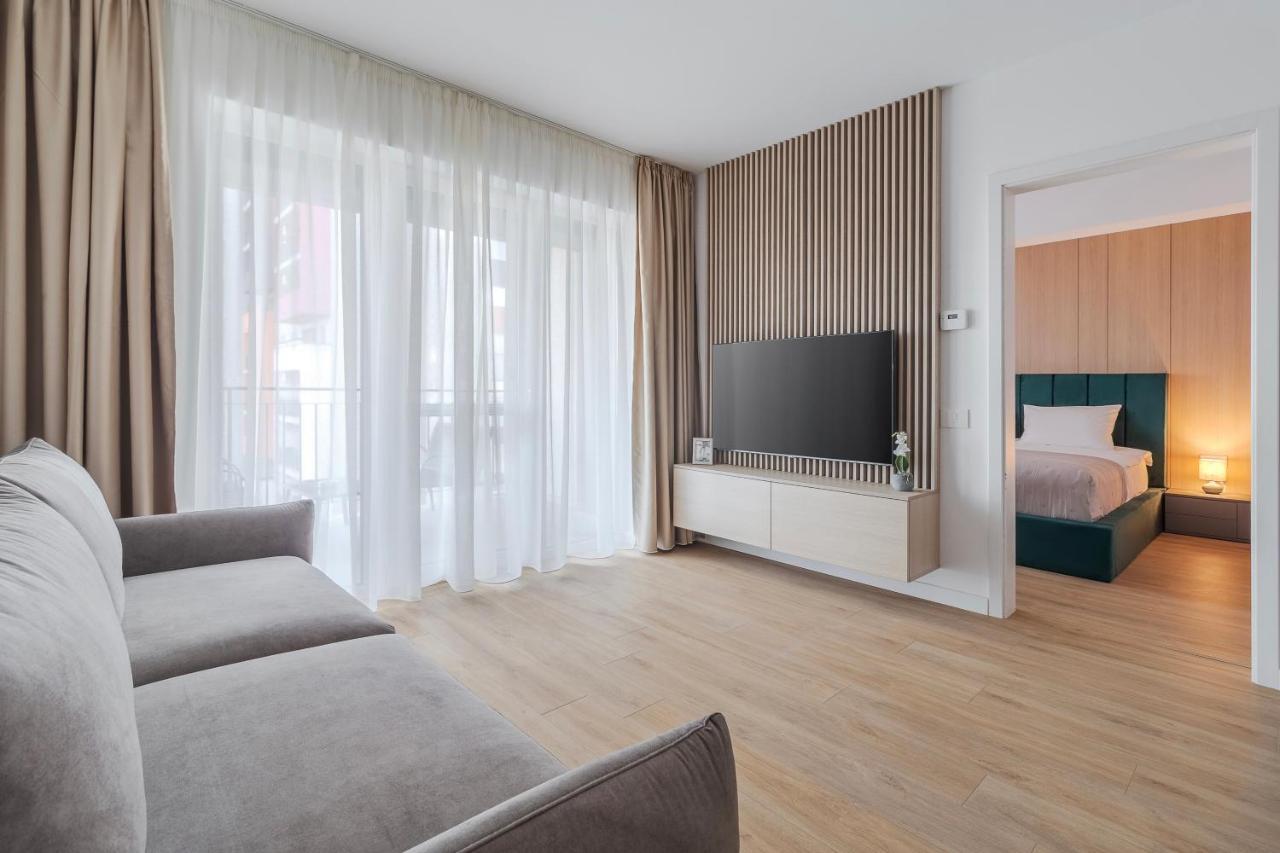 Velour Suites