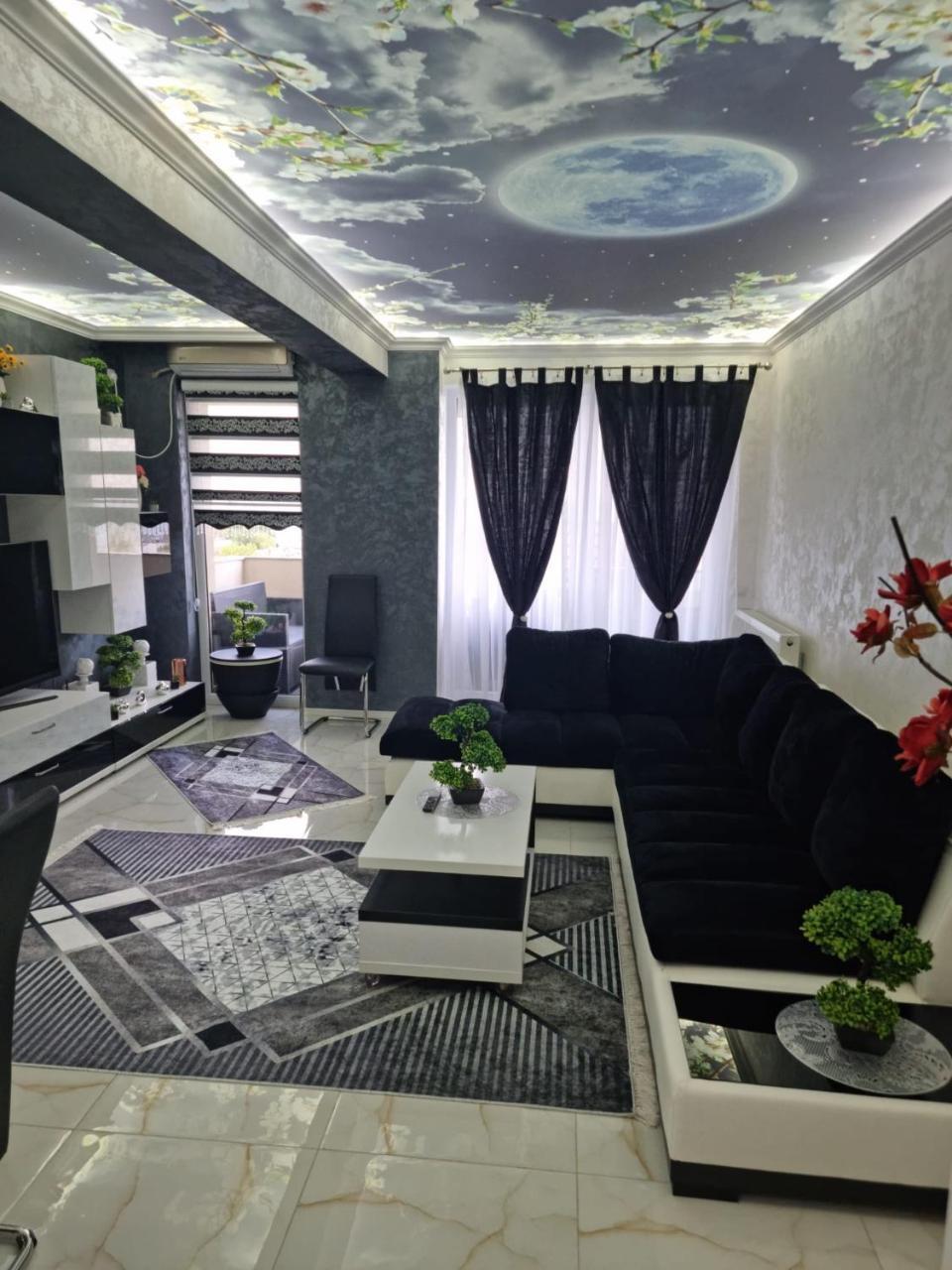 Apartament 3 Camere Mamaia Zona Butoaie