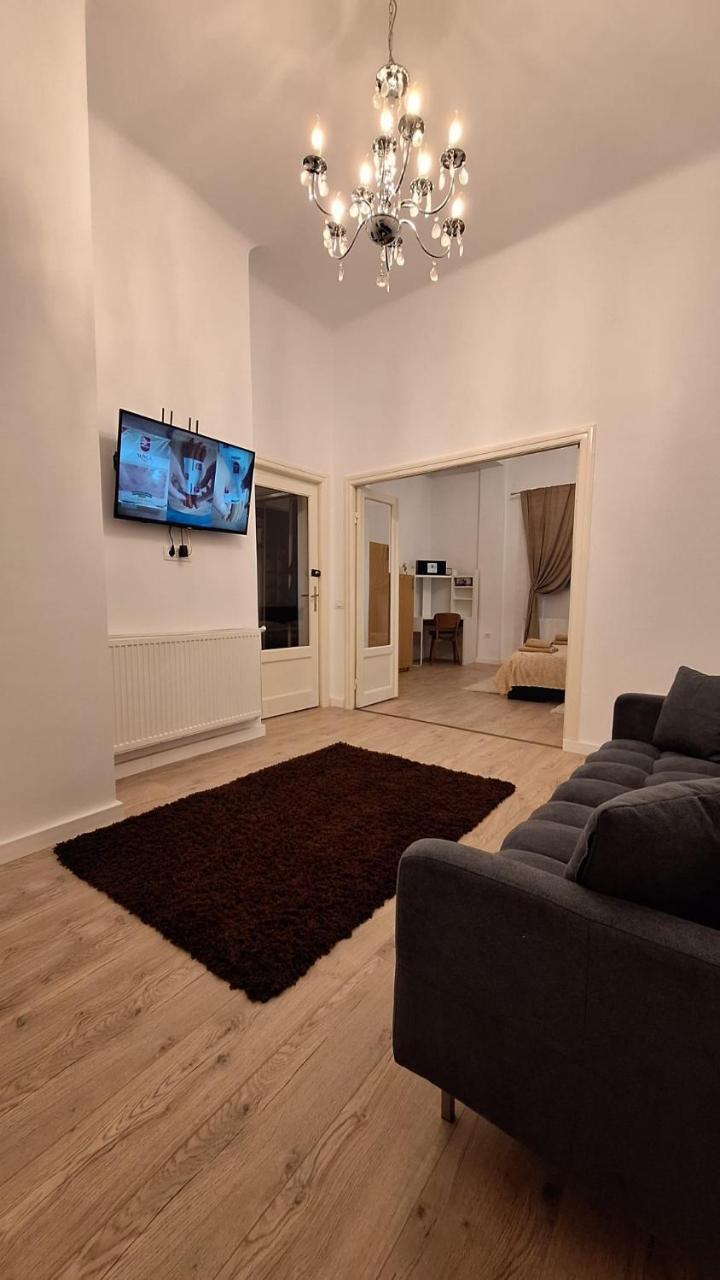 Old Town Apartment