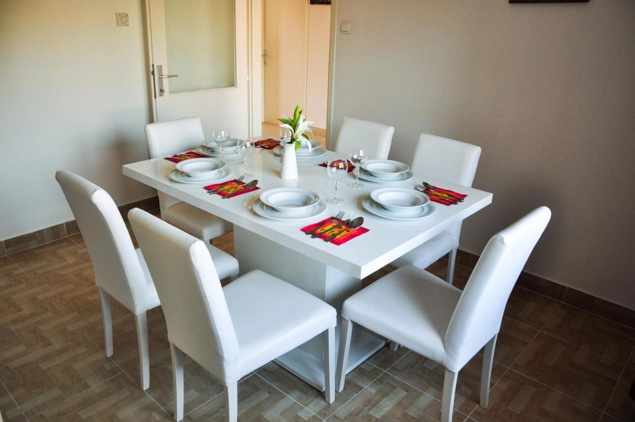 Apartment Rezo