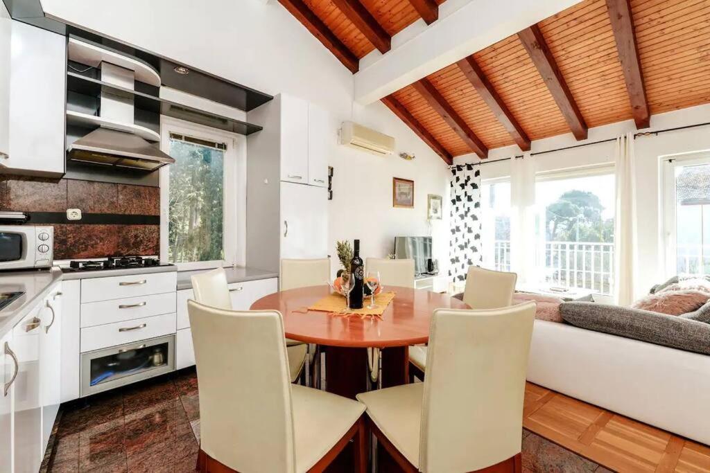 Kiara-sunny & Vacant Apartment Near The Center