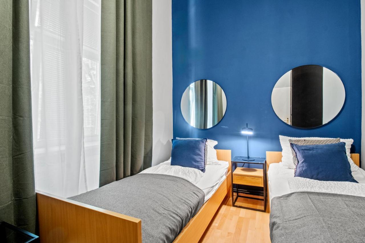 Stylish 2br Sleeps 6 5 Min To U2 Taborstrae Augarten & Danube Canal