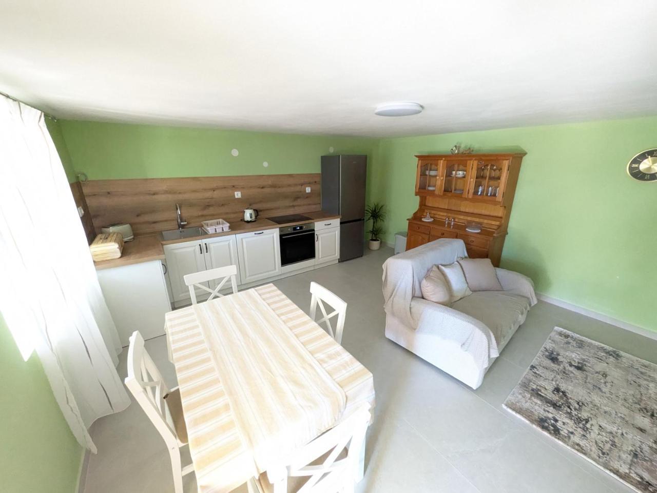 Apartmani Lili