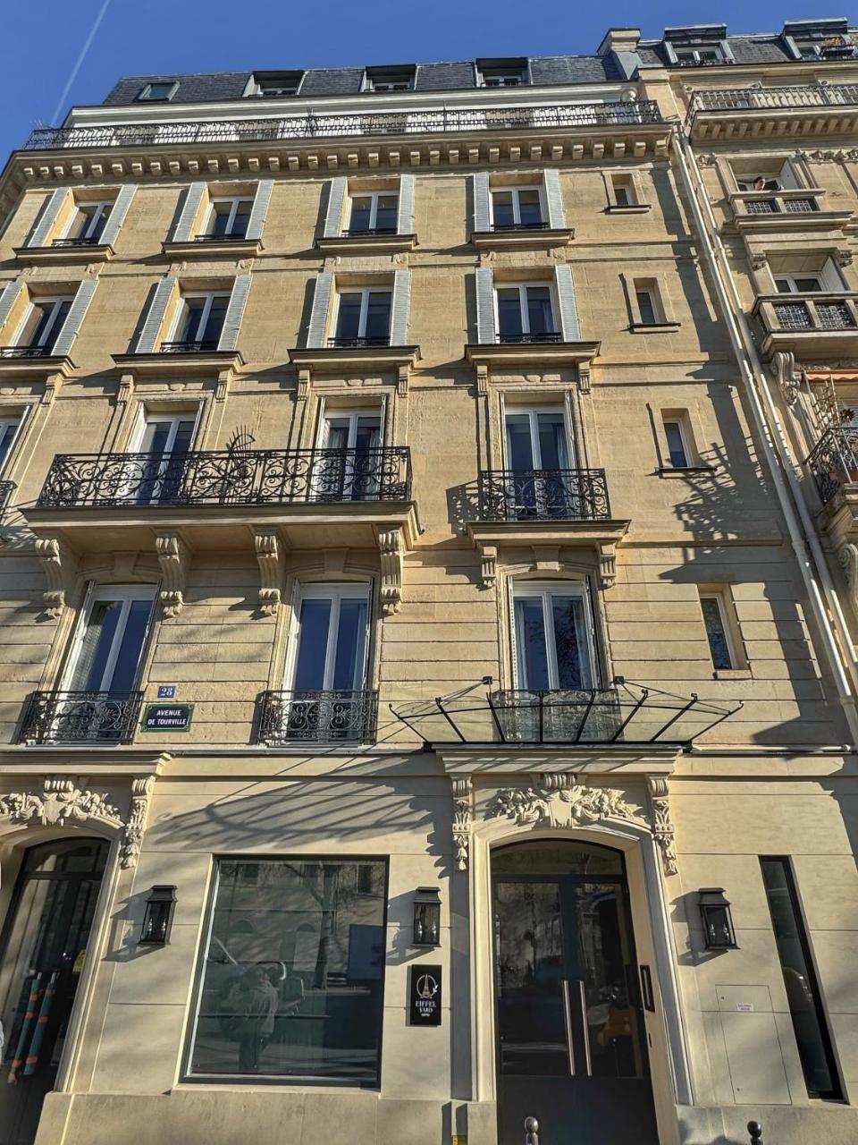 Eiffel Yard Hotel