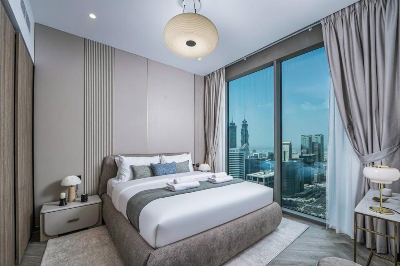 48th Floor Luxury 1br Burj View Business Bay