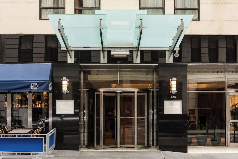 Aura Hotel Times Square