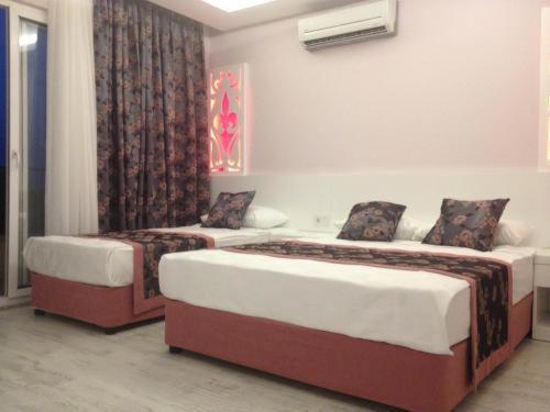 Beachway Hotel
