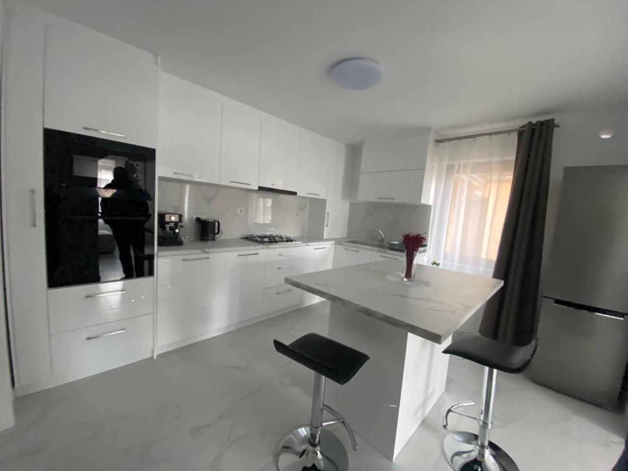 Holidays Home 4 You Ap2