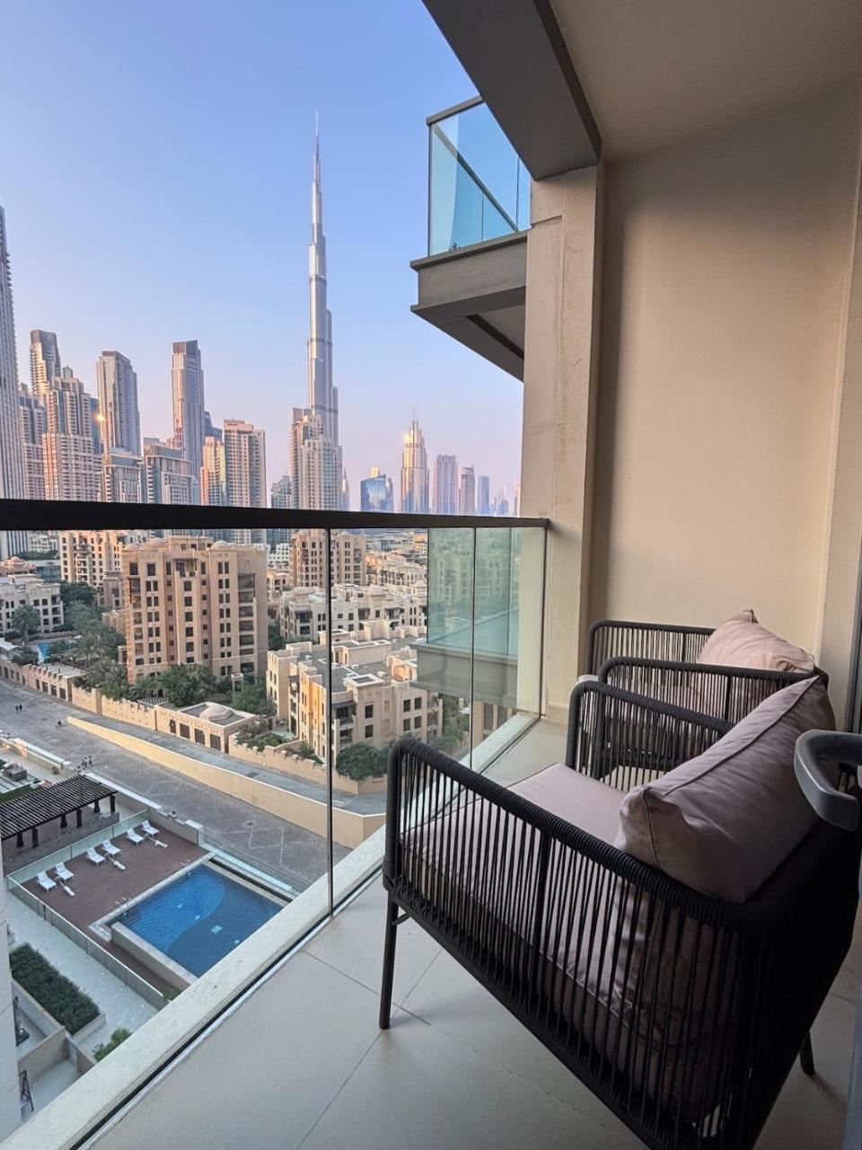 Casa Nura - Burj Khalifa View - Downtown 1br