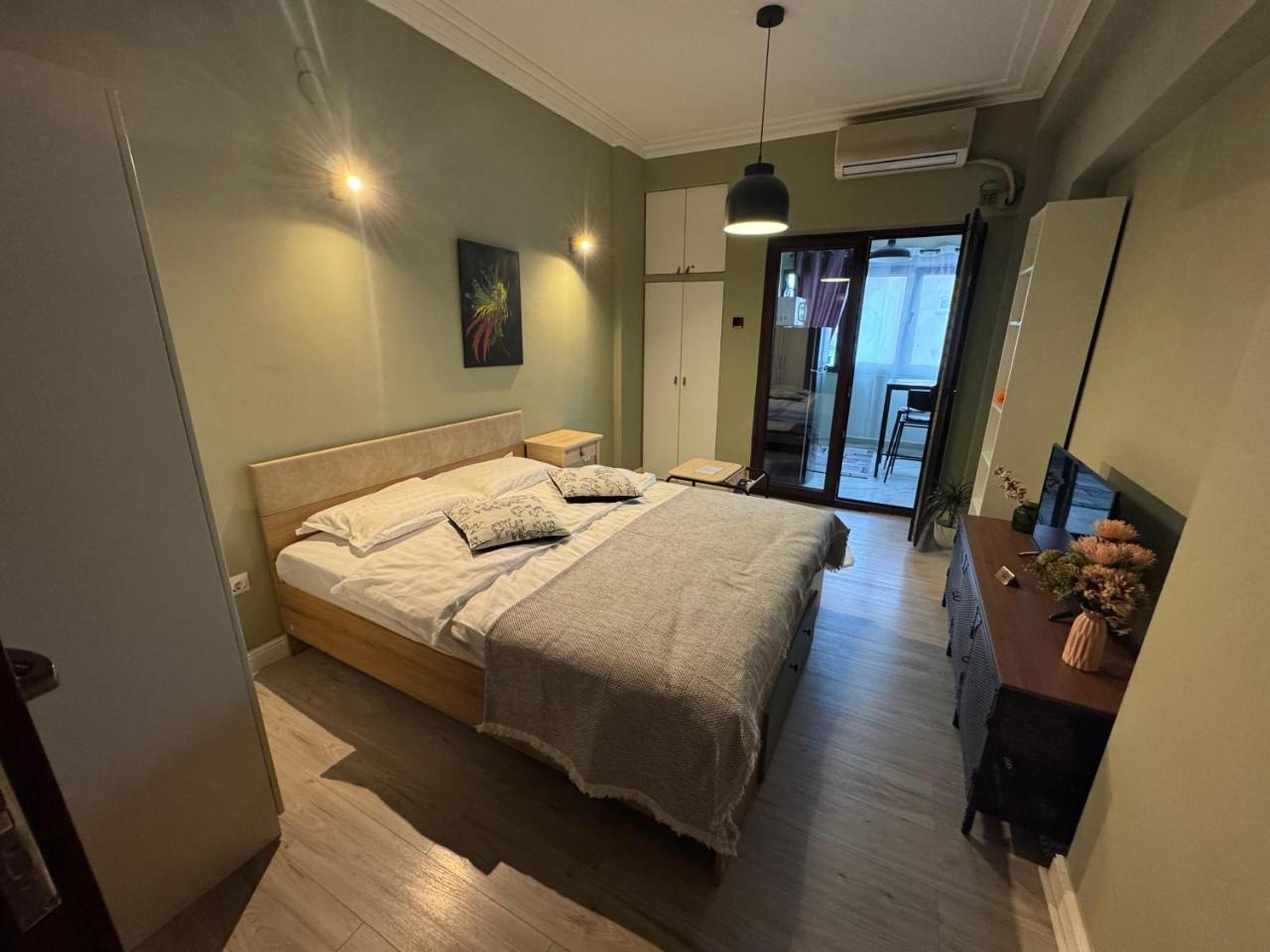 Cozy Plevnei
