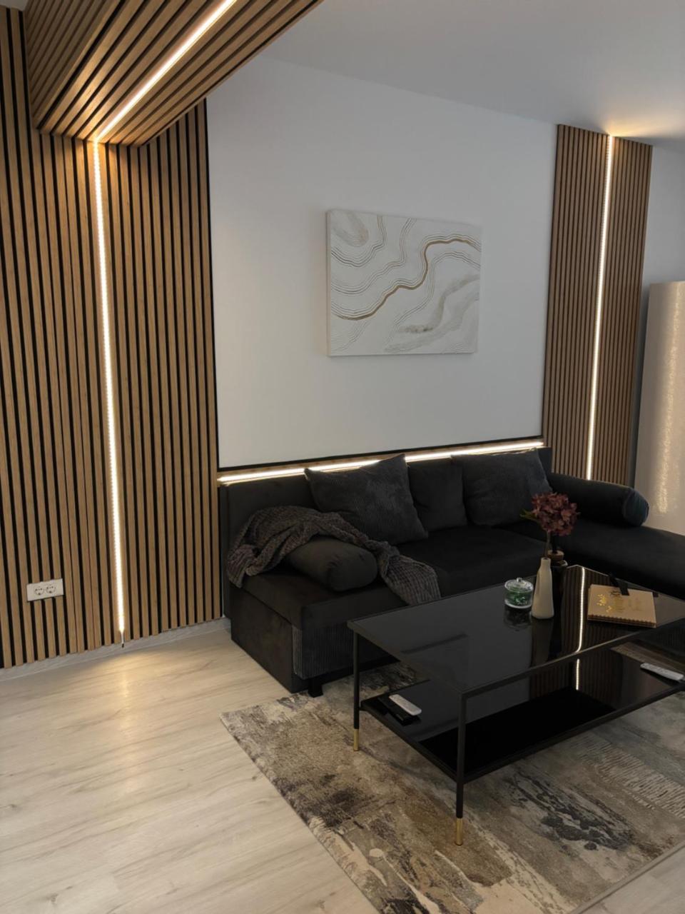 The Urban Hide by D'or Selection