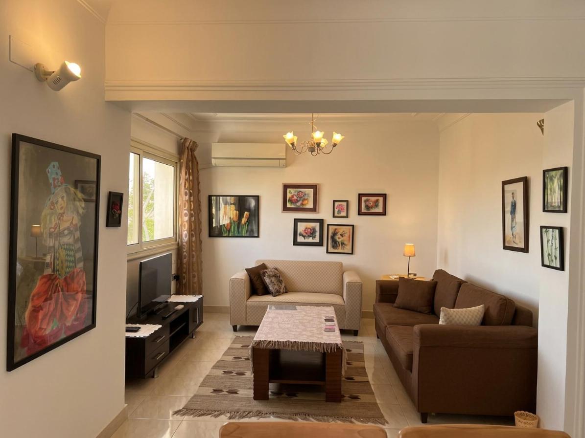Maison de Lama - Expat Friendly, Aircon, Garden Access
