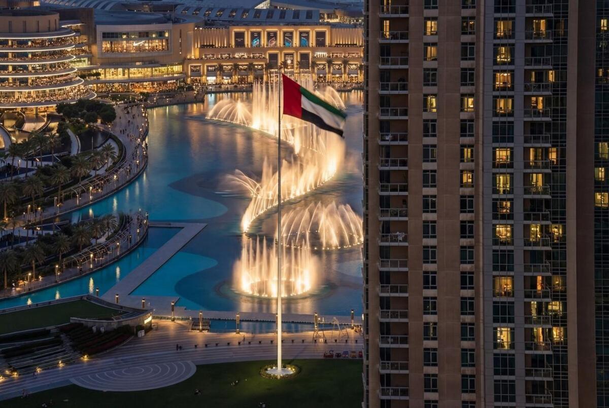 Luxury 3br Dubai Fountain View Apartment Emaar High Floor Near Burj Khalifa