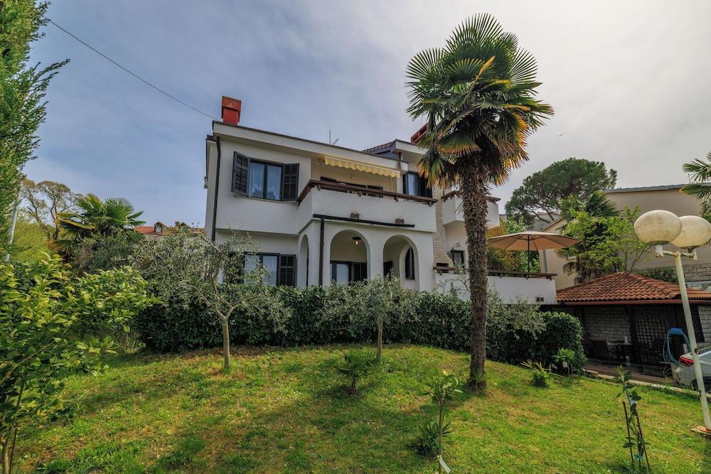 Renata Apartment