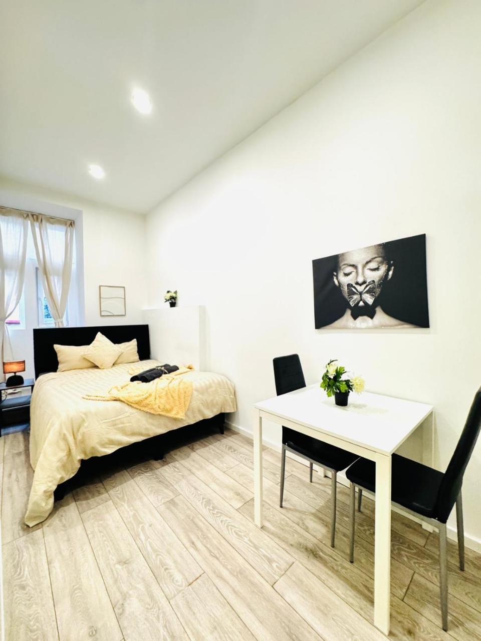 Affordable 5br Apt, Ideal For Groups & Families