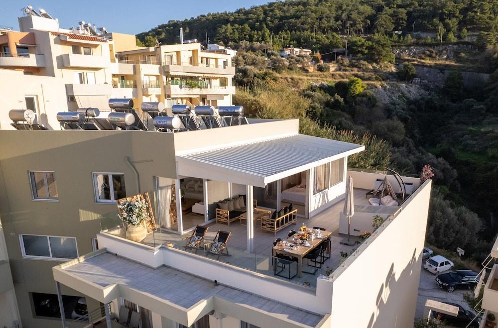 Helen Luxury Holiday House