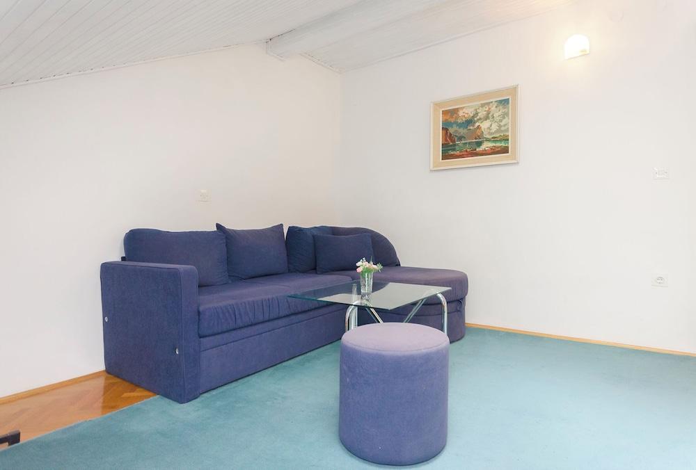 Apartments Nada