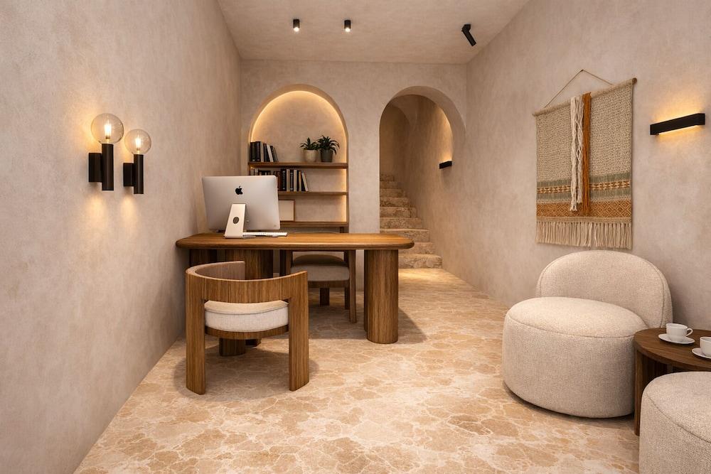 Eteon Living Suites