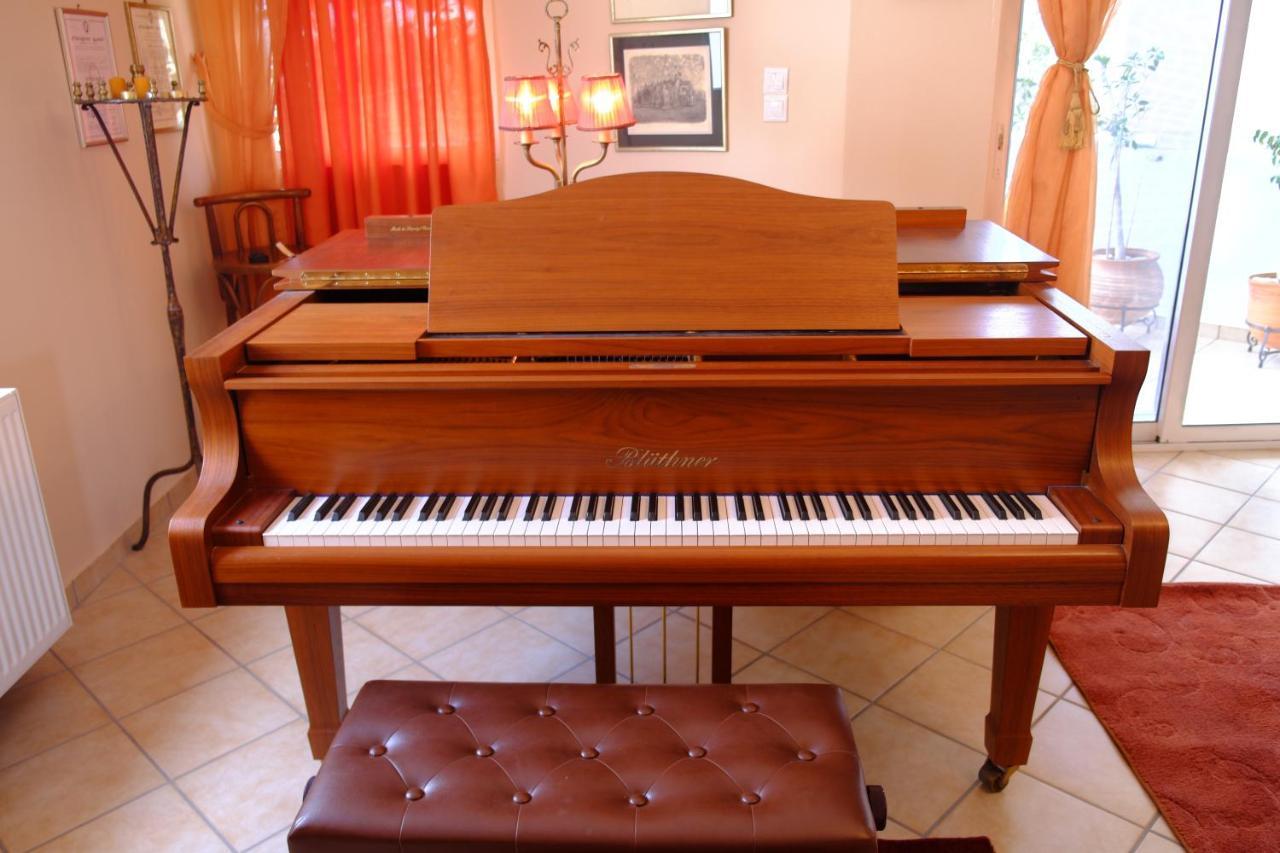 The Piano Apartment