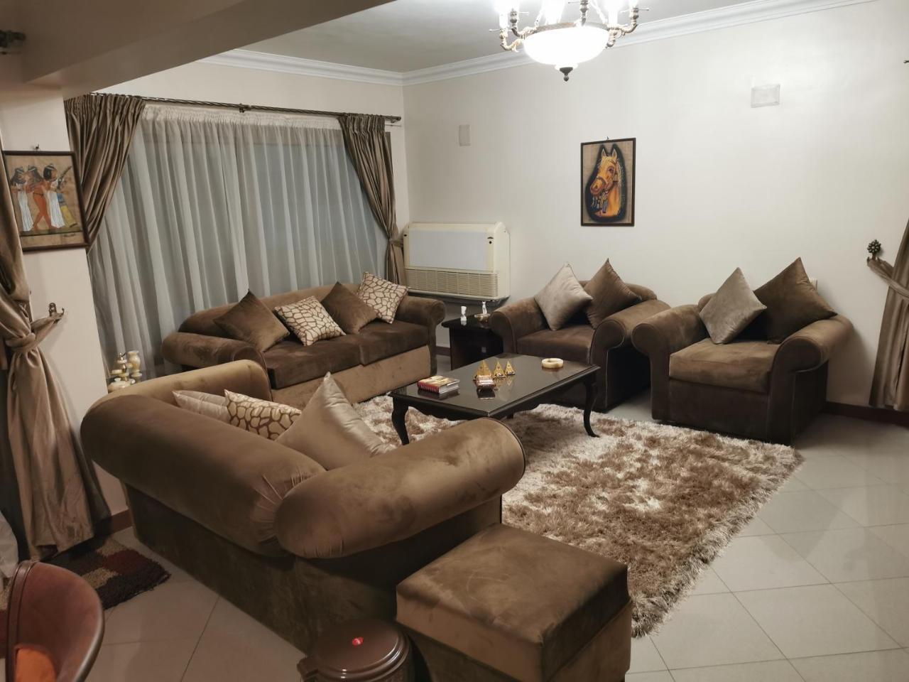 Adham's Inn