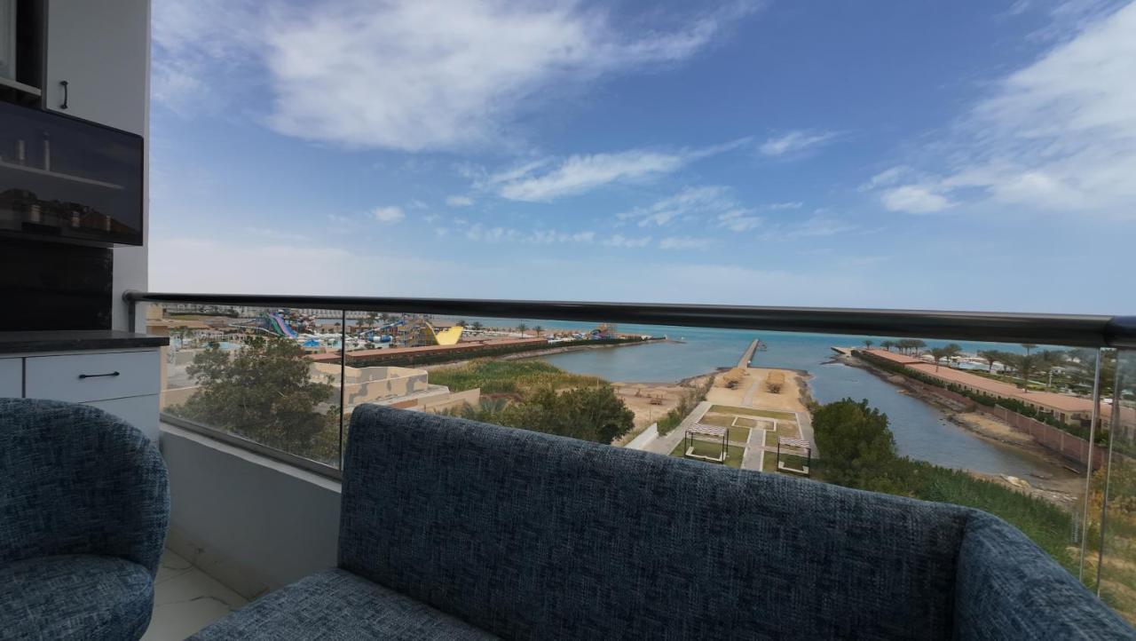 Stunning Sea & Beach View Studio with Balcony Balkan Beach Resort Al Ahyaa (Adults Only)