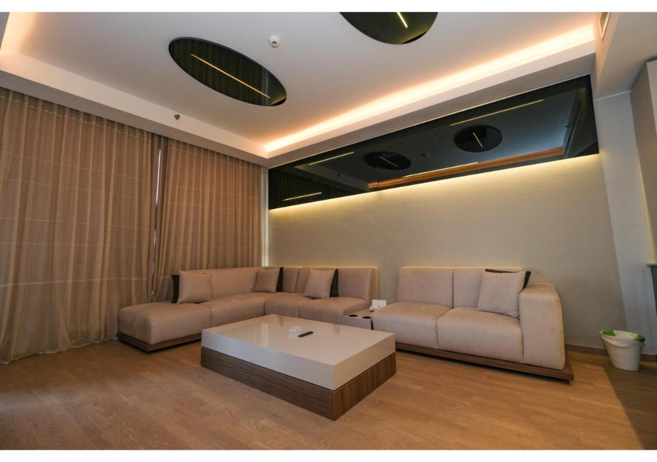 Elite Premium Studio - Aeon Towers