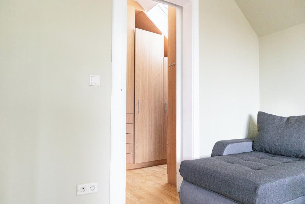 Cozy Room With Shared Garden Access
