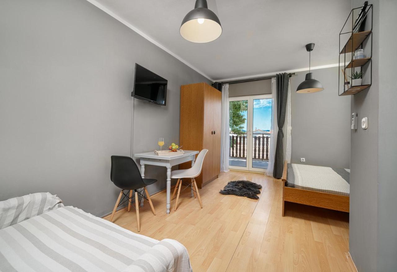 Frida Rooms & Apartments Vodice