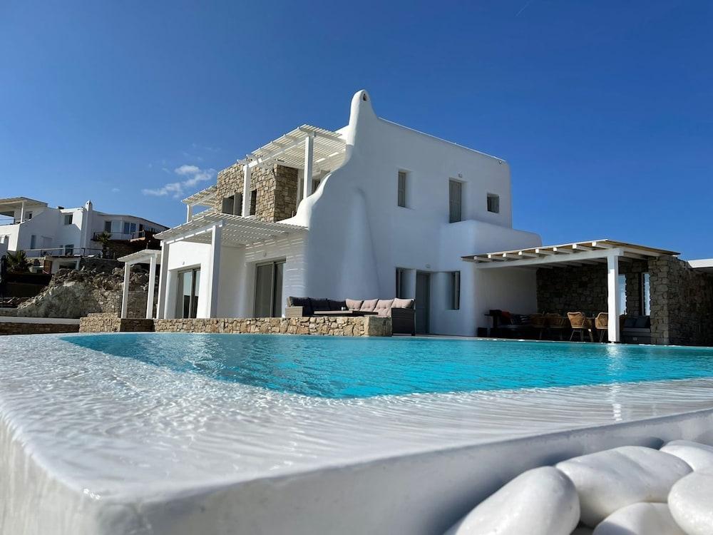 Atlas In Mykonos With 8 Bedrooms & 8 Bathrooms