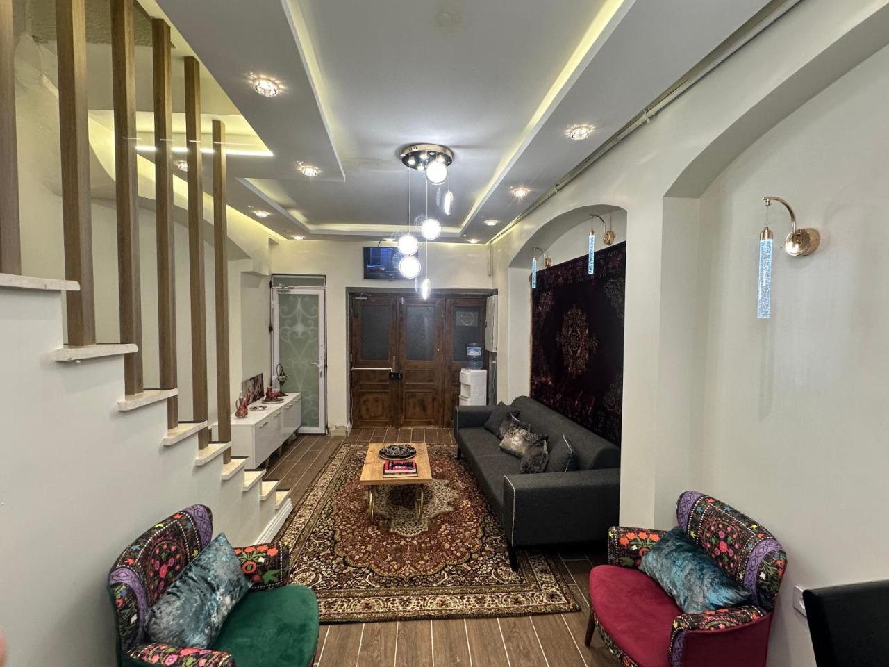Th Old City Hotel