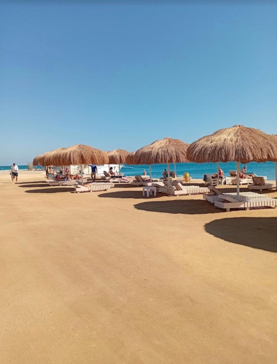 Alhambra Oasis Studio&Private Beach
