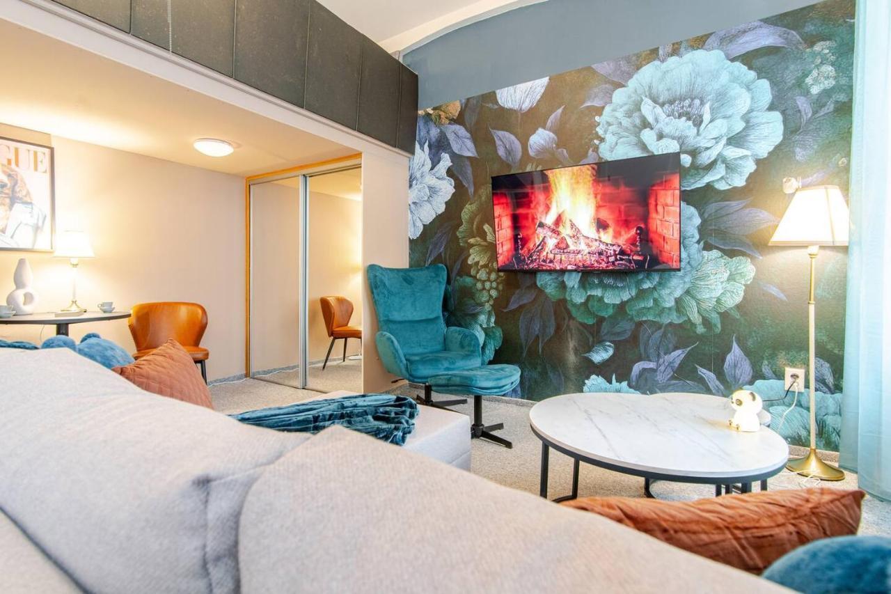 Sapphire Apartment