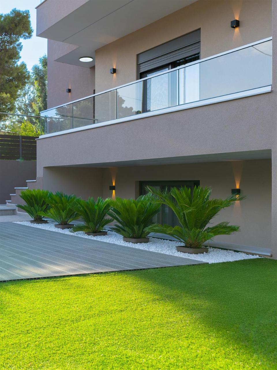 Davi Apartments