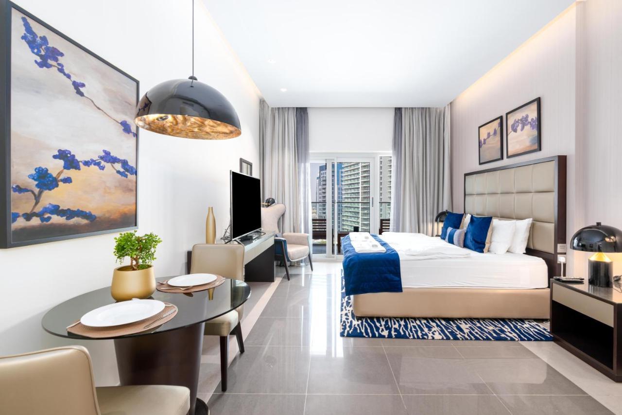 Gala Guests - Stunning Studio Collection at Majestine Near Burj Khalifa