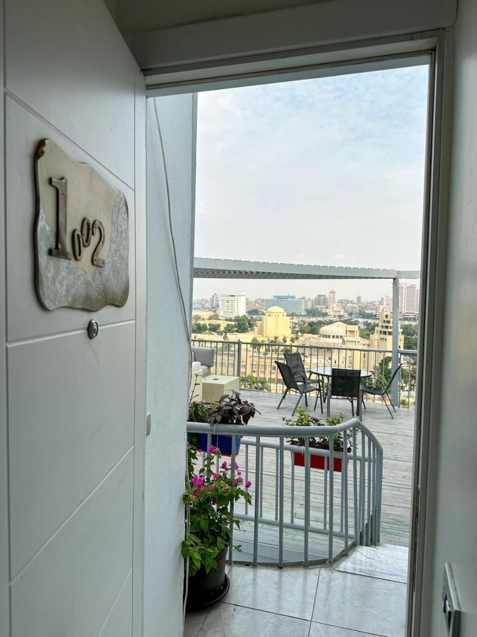 Ab N1002 Sky Rooftop Studio with Nile View
