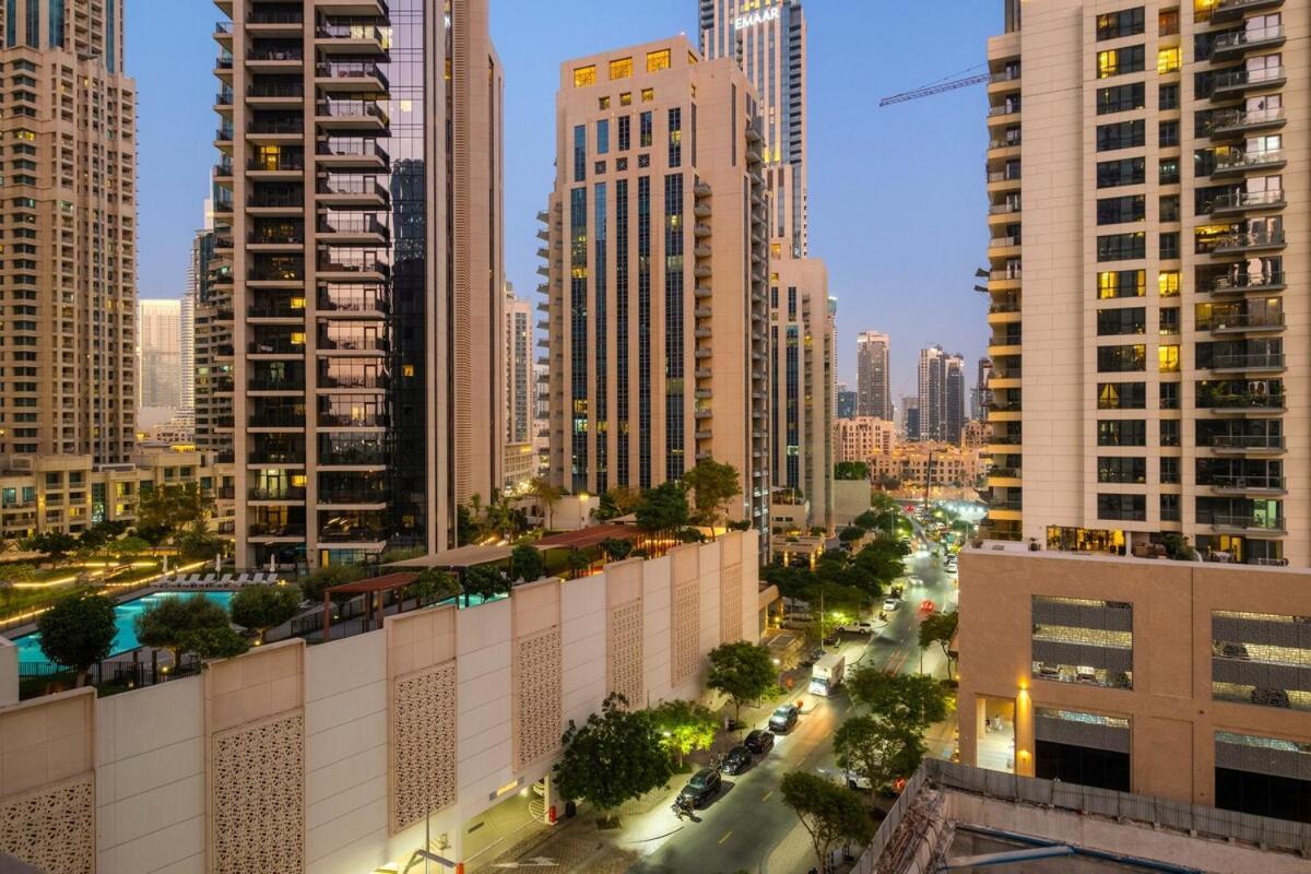 First Class 2br Elegance Walk To Dubai Mall