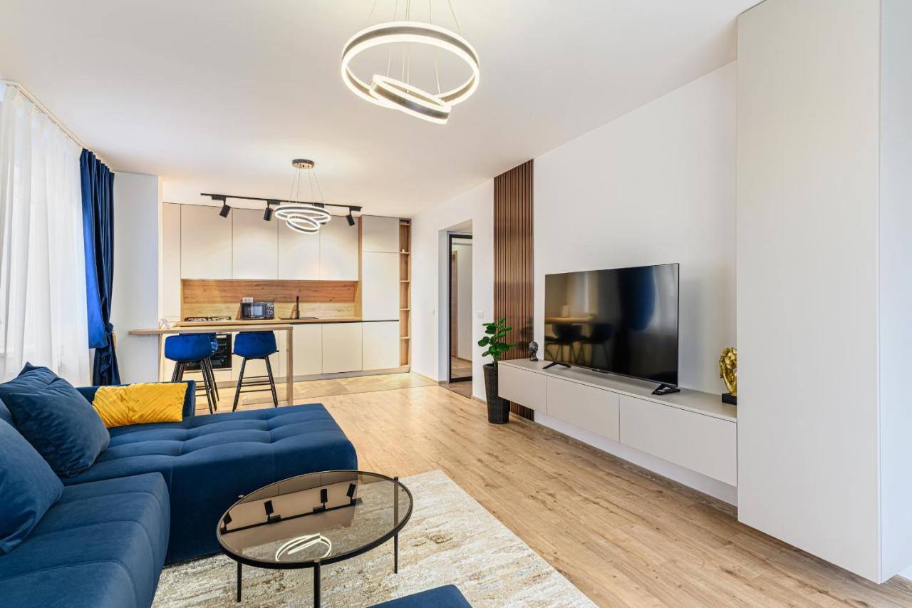 Mohost Blue Moon Apartments
