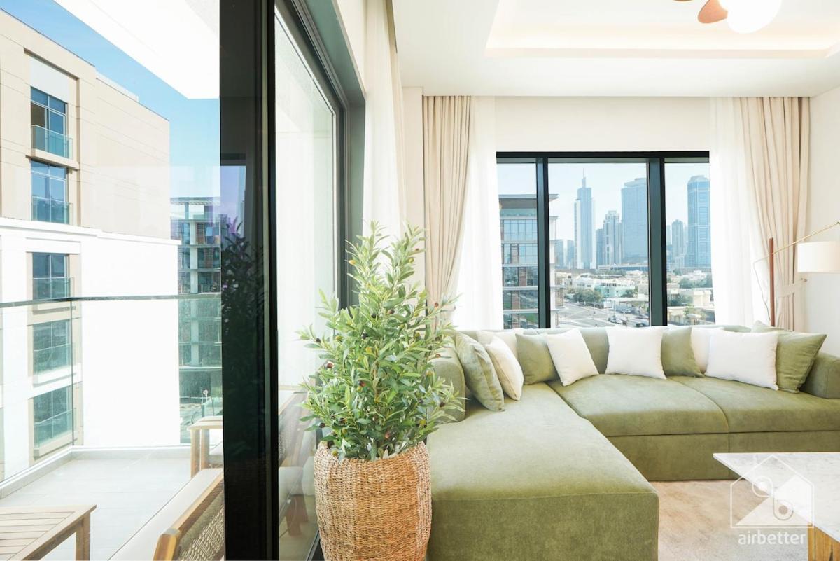 Luxury 2 Bedroom Balcony Central Park City Walk Dubai