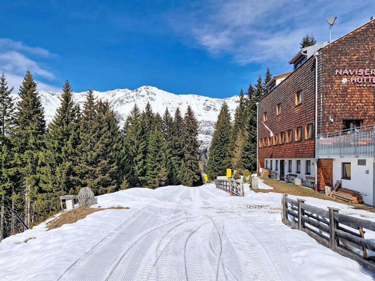 Apartment Naviser Hutte-4 By Interhome