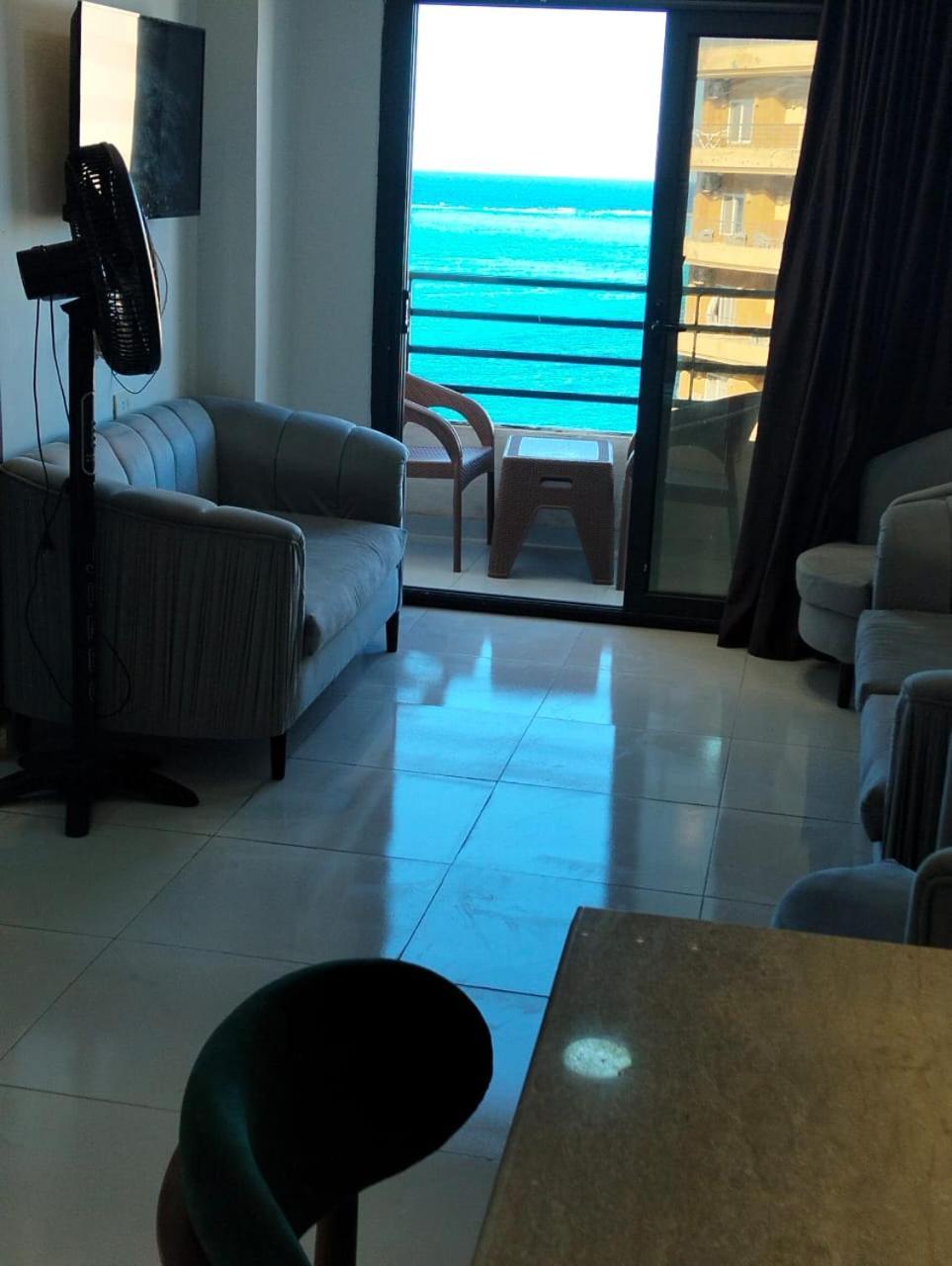 Golden Sea View Luxury Escape