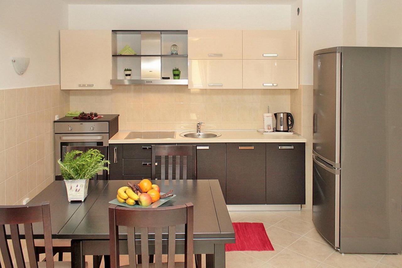Apartment Central City