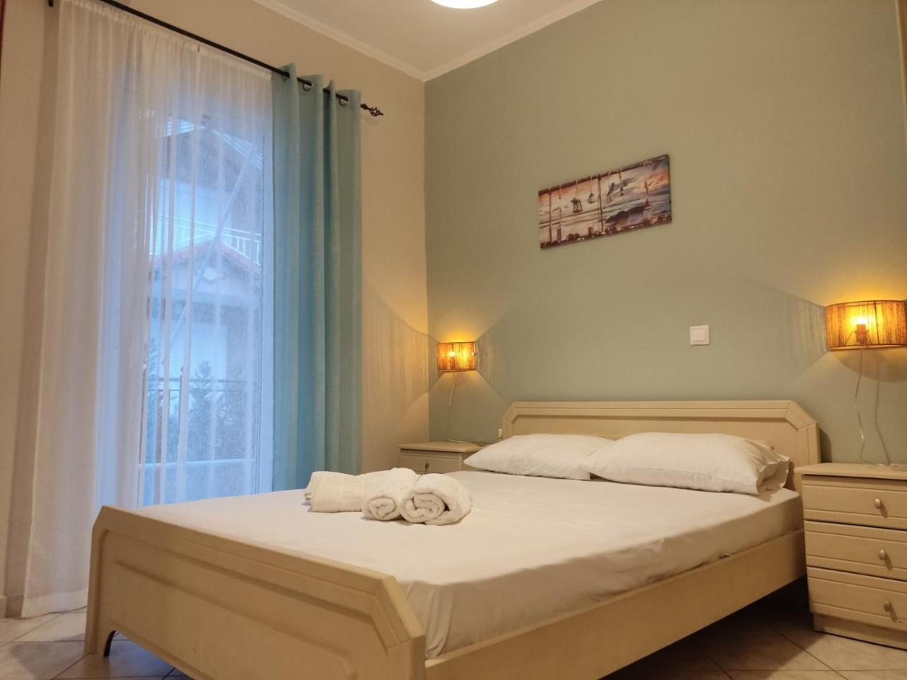 Basilis Room