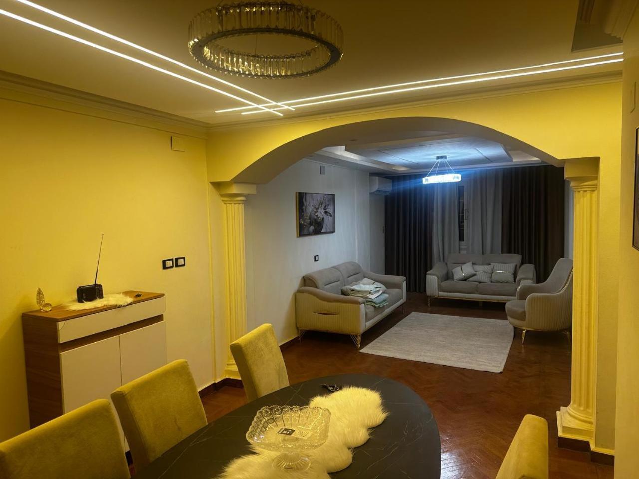 Luxury New Apartment with Modern Design And Elegant Furnishings - Comfortable And Stylish Stay