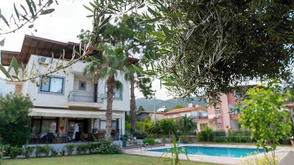 6 Rooms Stone Villa With Private Pool Sea & Mountain Views