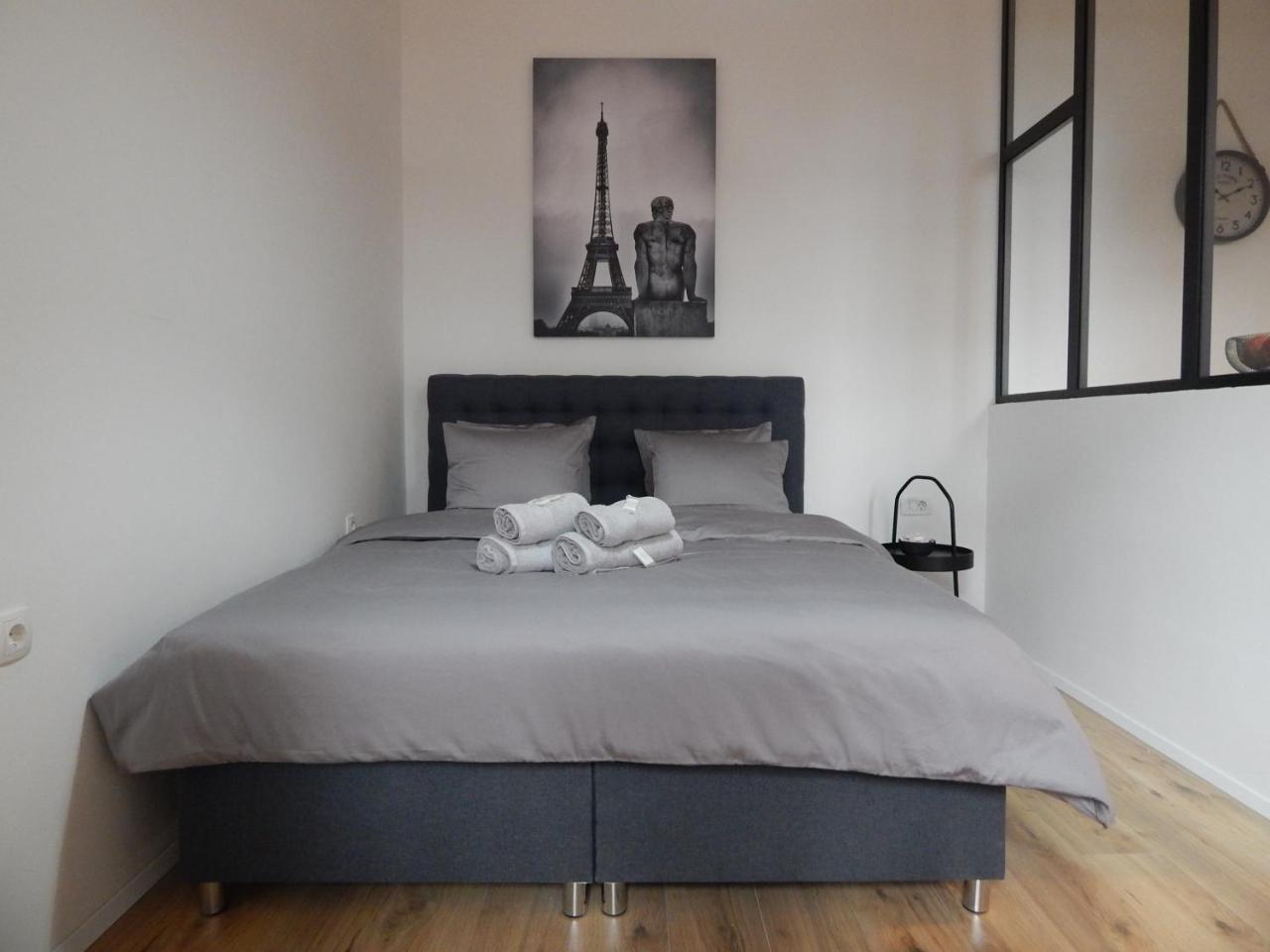 Gold Rooms & Suite