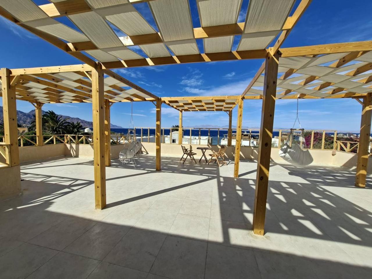 Isis Dahab