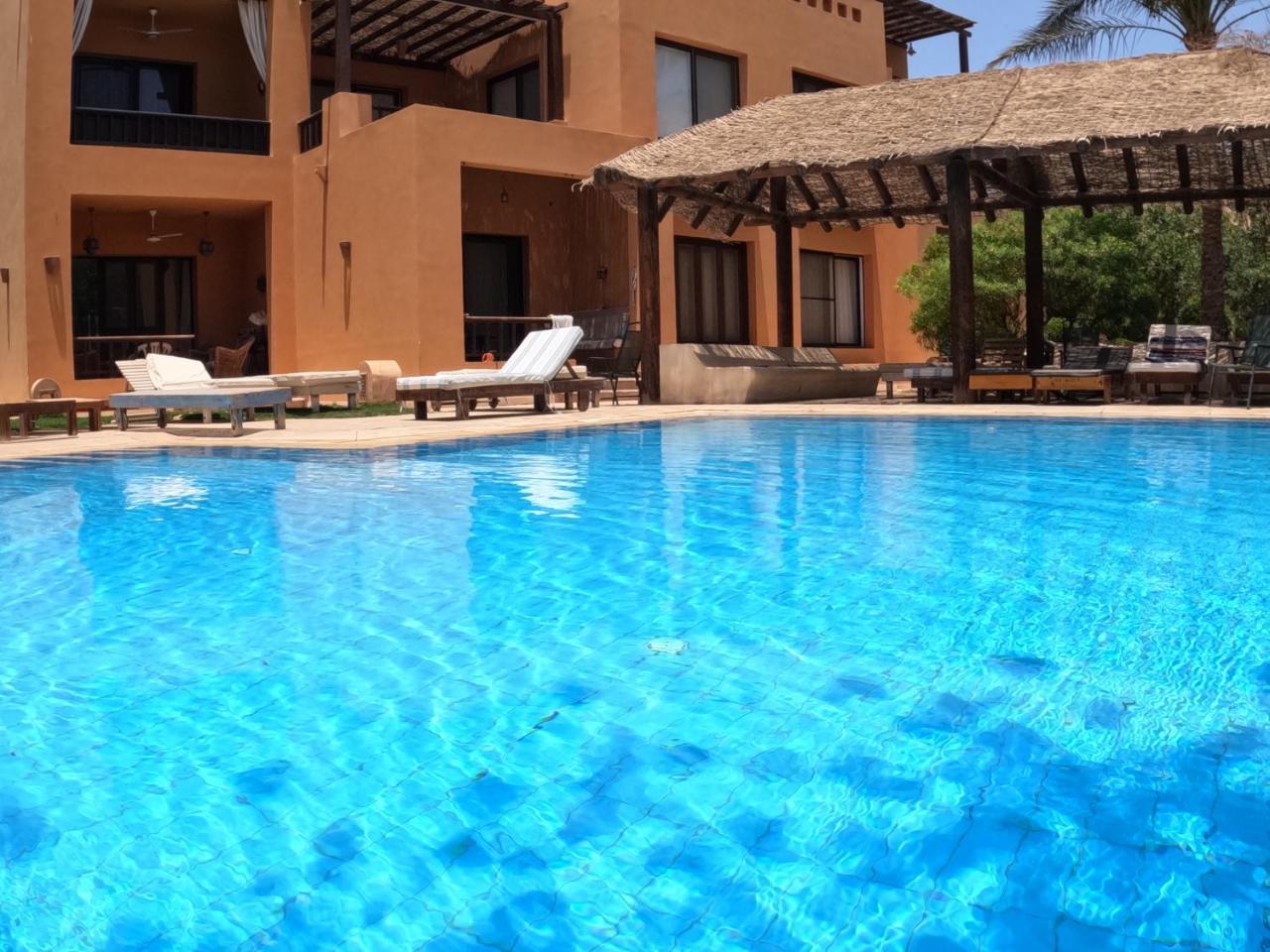 El Gouna South Marina 2-Bedroom Apartment, Walk To Marina & Beaches
